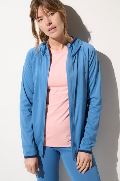 Veste anti-UV bleu pour femme, UPF 50+, légère et respirante, idéale pour le sport et la protection solaire.