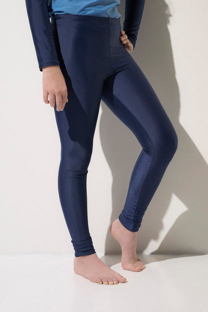 Legging de bain anti-UV pour enfants, bleu nuit, léger et UPF 50+ pour protéger la peau au soleil.