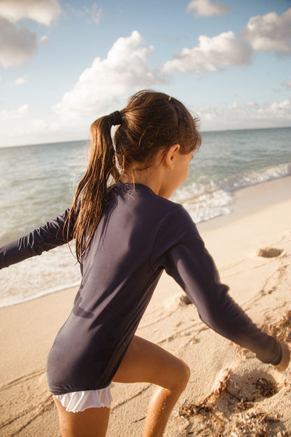 Maillot-de-bain-anti-UV-fille-bleu-ocean-Nuvees-KERSUN